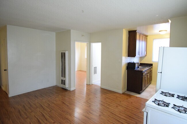 Building Photo - ELLENDALE, 2618