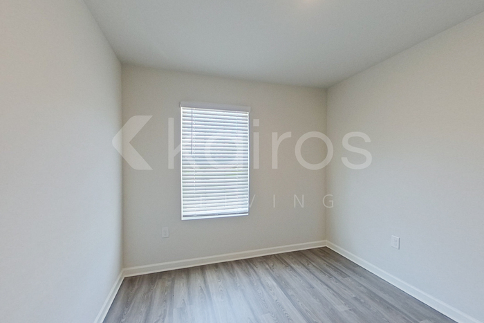 Building Photo - 388 Ironwood Ct
