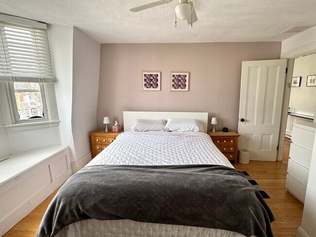 Building Photo - 4 Clifton St