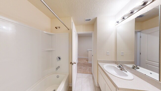 Building Photo - "Charming 3-Bedroom Townhouse Retreat on Oak Mill Road – Spacious 1308 Sq Ft with 2 Full Baths in...