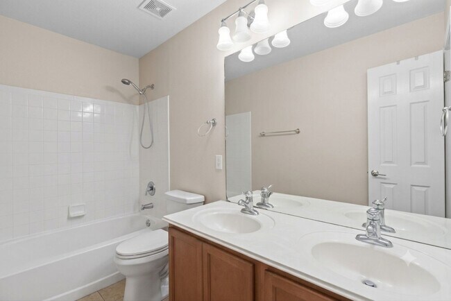 Building Photo - 2712 Woodspring Acres Dr