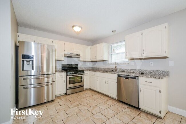 Building Photo - 2134 Willow Trace Dr