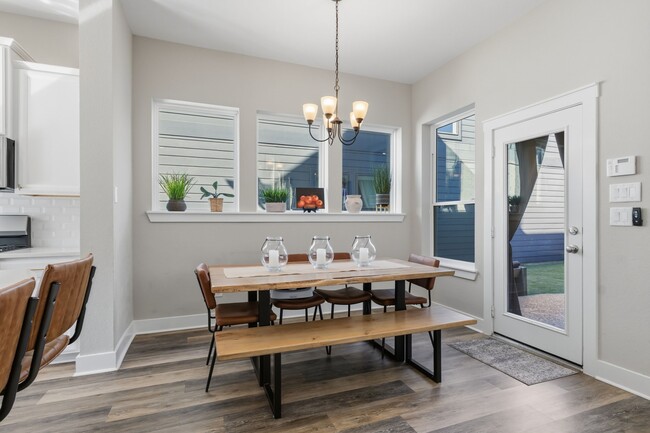 Building Photo - 18618 Admiration Dr