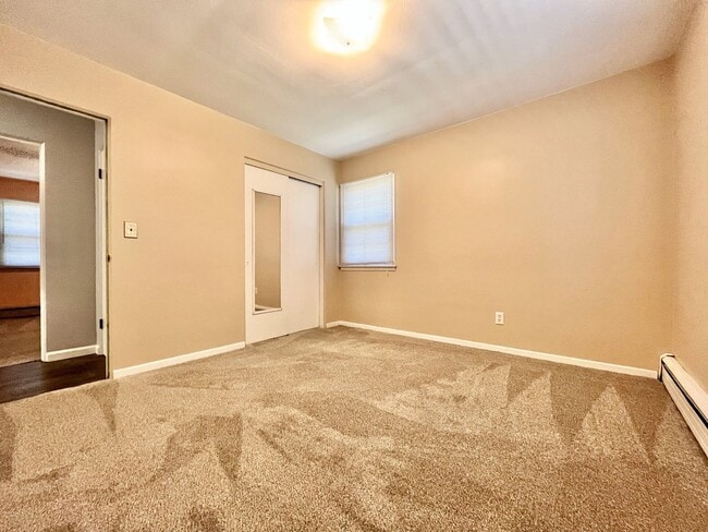 Building Photo - Four Bedroom Home in Grandville