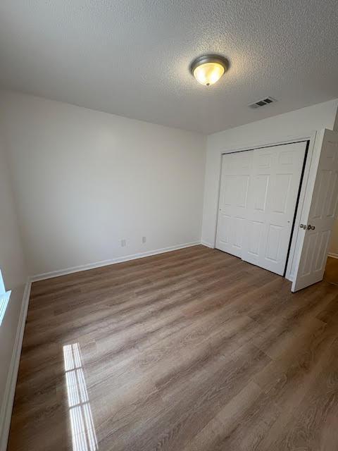 Building Photo - 100 Kazmira Ct