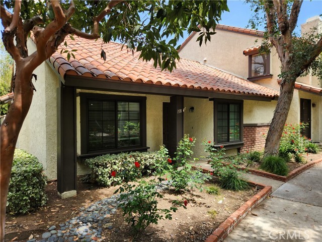 Primary Photo - 218 San Luis Rey Dr