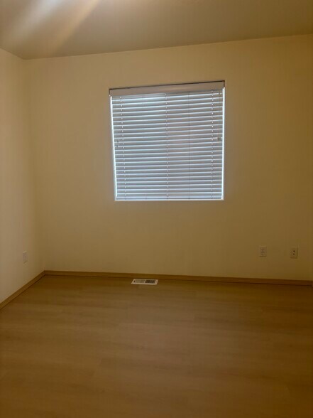 Building Photo - 11820 E Sinto Ave