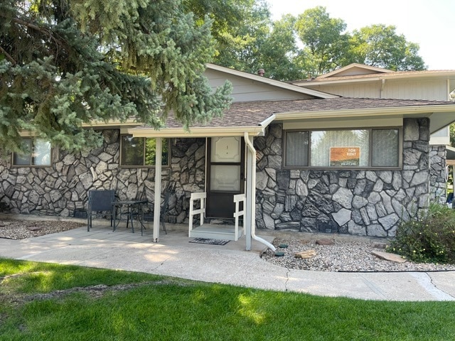 Building Photo - 1001 Strachan Dr