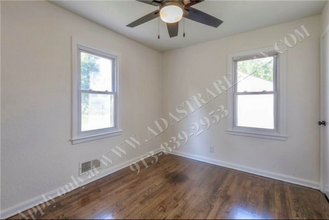 Building Photo - Stunningly Remodeled 3 Bed 1 Bath Home in ...