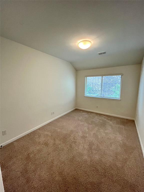 Building Photo - 1304 Rosebush Rd