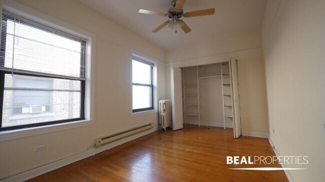 Building Photo - 1 bedroom in CHICAGO IL 60613