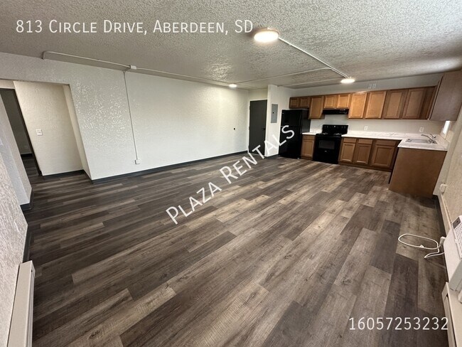 Building Photo - 1011 N 2nd St