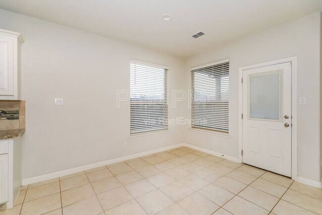 Building Photo - 1016 Napier Way