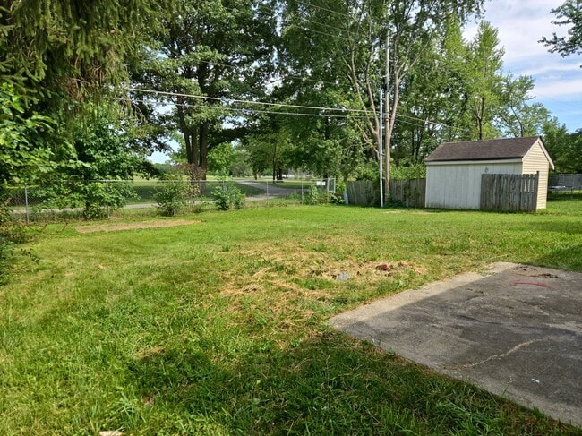 Building Photo - 3111 Pawnee Dr