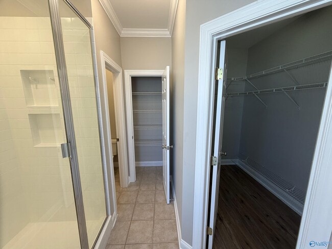 Building Photo - 945 Tracey Ln