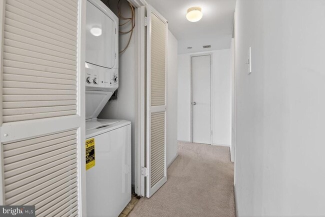 Building Photo - 1808 Old Meadow Rd