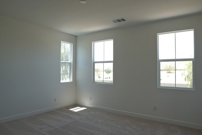 Building Photo - 41515 Stanford Rd