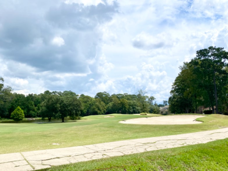 Building Photo - 82 N Court Villa Dr