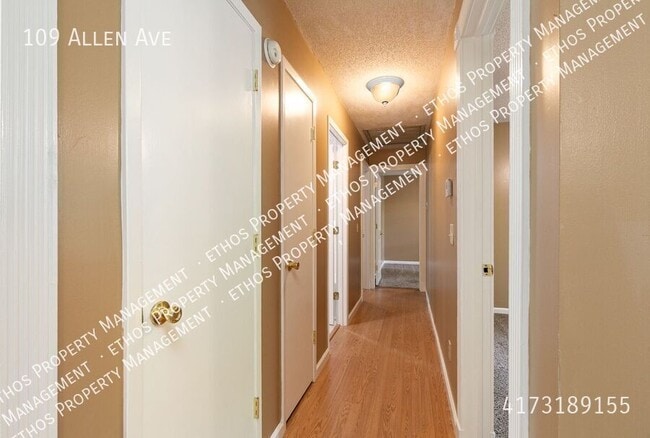 Building Photo - 109 N Allen Ave