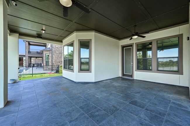 Building Photo - Lakefront Luxury Rental in Cross Creek Ranch