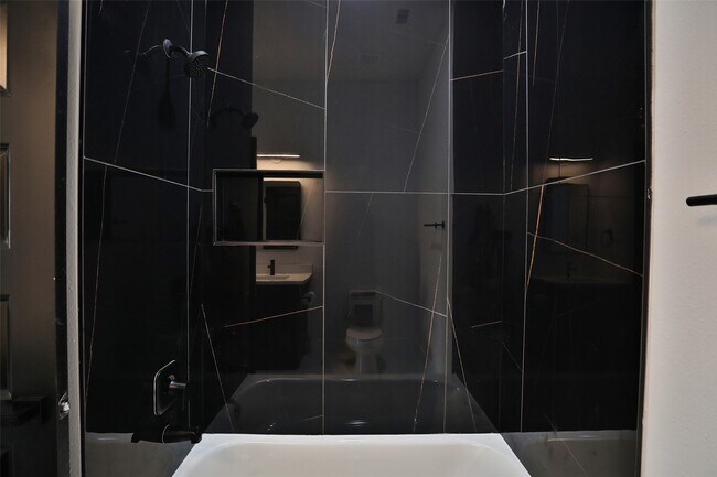 Building Photo - 8133 Cabot St