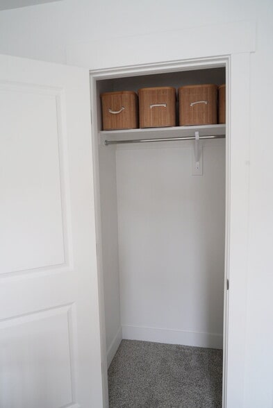 Building Photo - 1396 N 1780 E