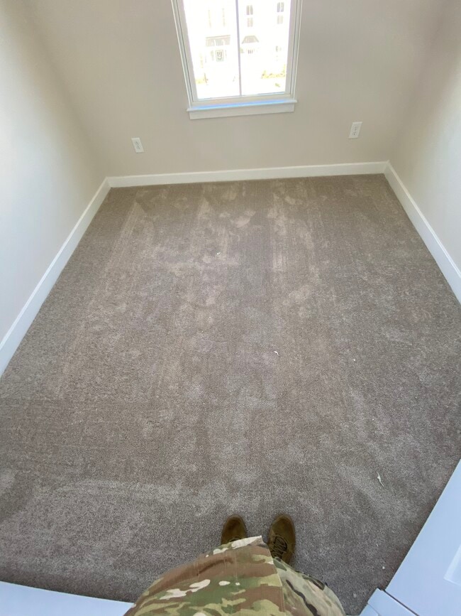 Building Photo - 140 Spring Grove Way