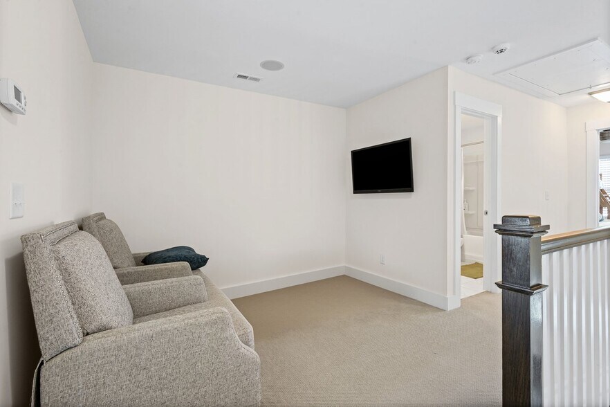 Building Photo - 1616 Pat Garrett St