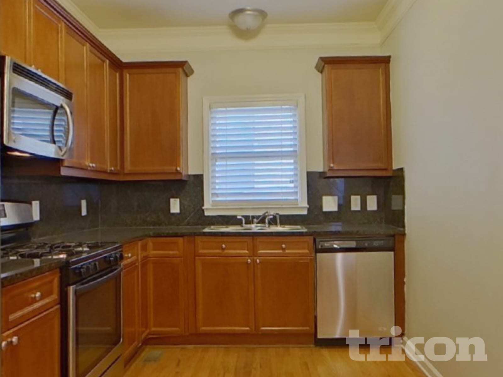 Building Photo - 275 Water Oak Pl