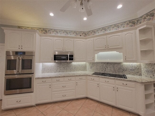 Building Photo - 9621 Monticello Dr