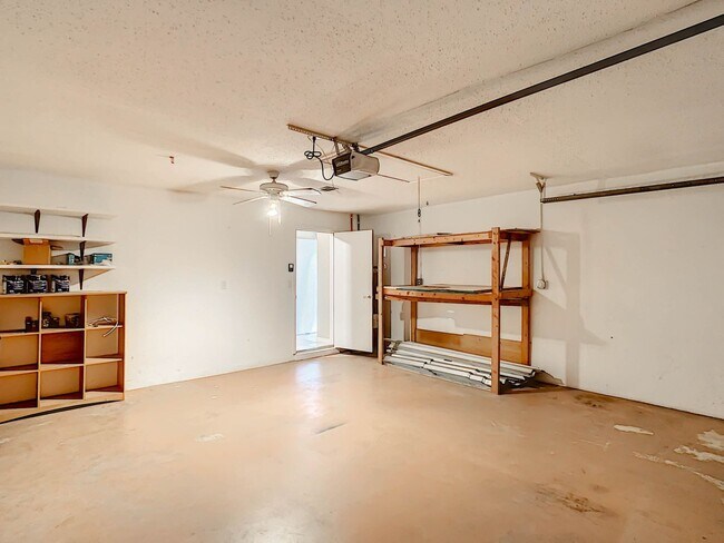 Building Photo - Port Charlotte Waterfront Pool Home - Grea...