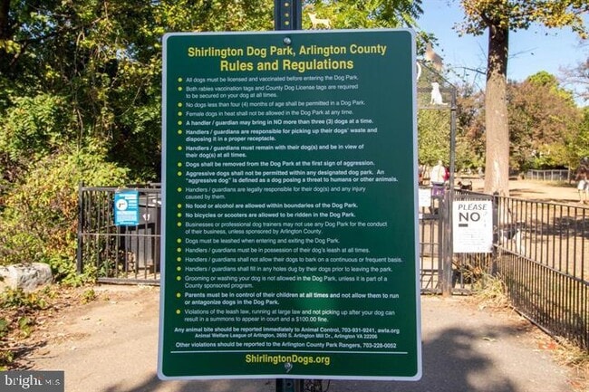 Building Photo - 2216 S Quincy St