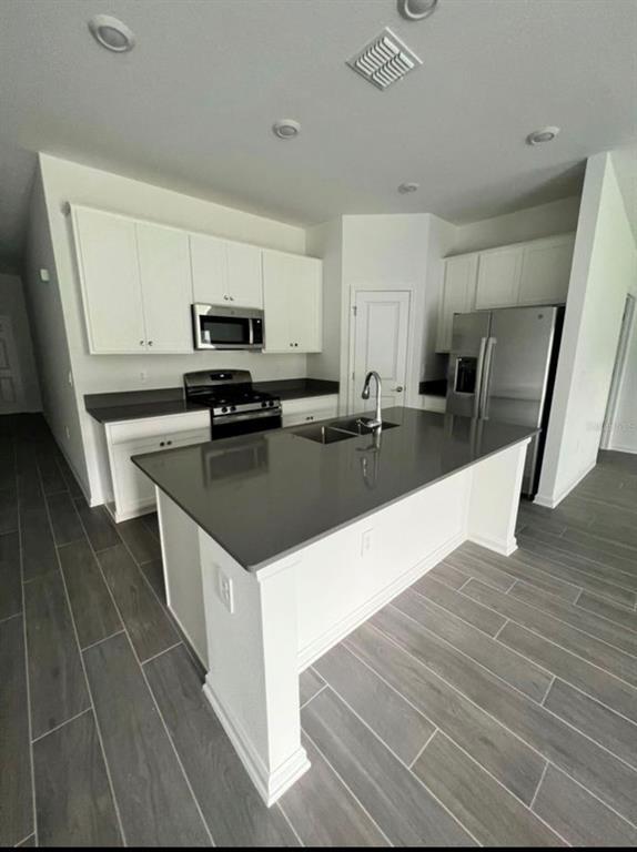 Building Photo - 34000 Sky Blossom Cir