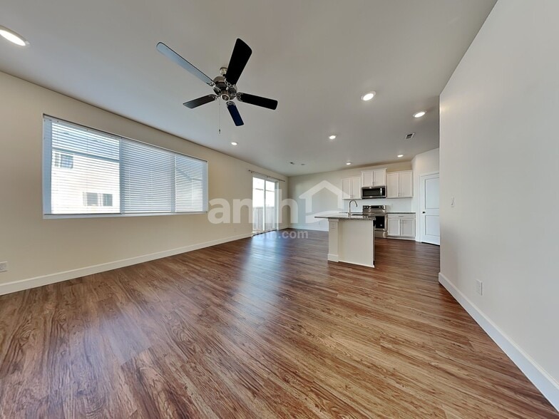 Building Photo - 9253 Shootingstar St SE