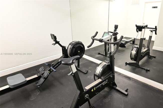 Building Photo - 2860 NE 14th Street Causeway