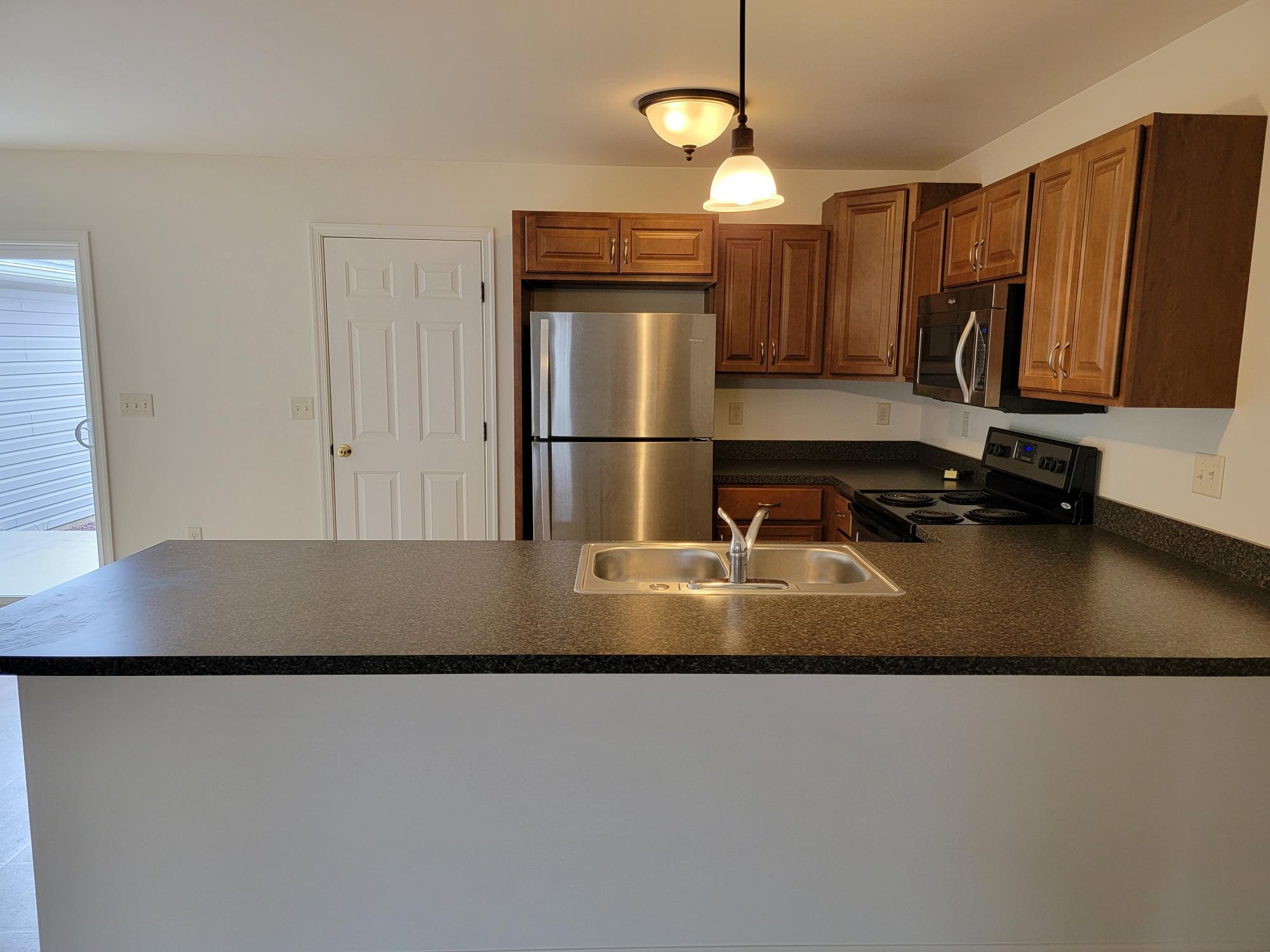 Building Photo - 213 Limestone Dr