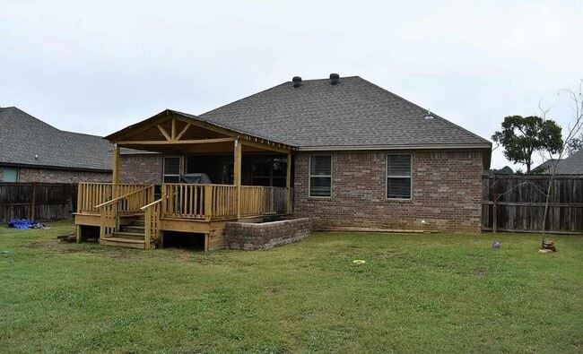 Building Photo - 2734 Ridgewood Rd