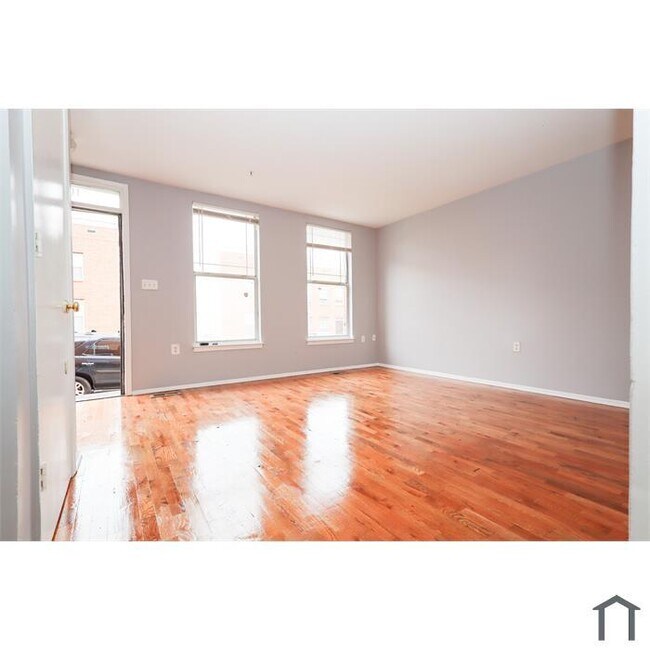 Building Photo - 3 Bedroom New Townhouse