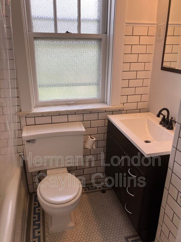 Building Photo - 4910 Bonita Ave