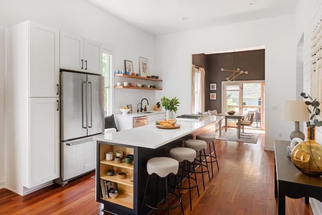 Building Photo - 685 Wylie St SE