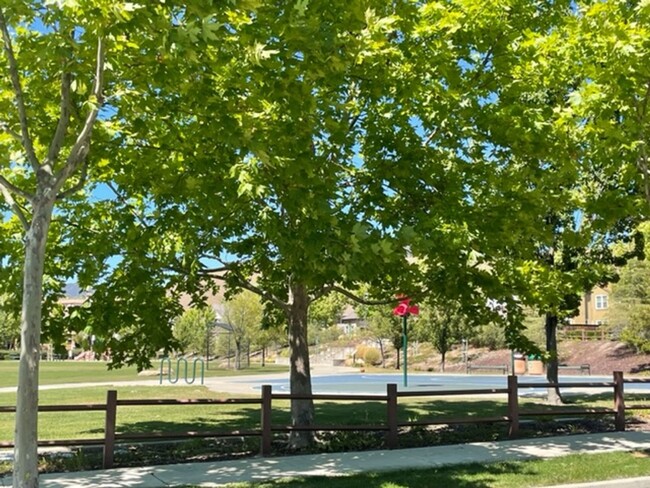 Building Photo - San Ramon 5 Bed/4.5 Bath Windemere Ranch L...