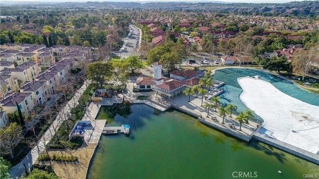 Building Photo - 225 Montana Del Lago Dr