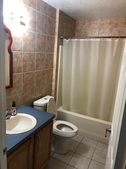 Building Photo - 230 E Story Rd