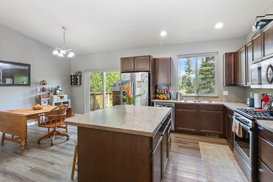 Building Photo - 115 N 34th St