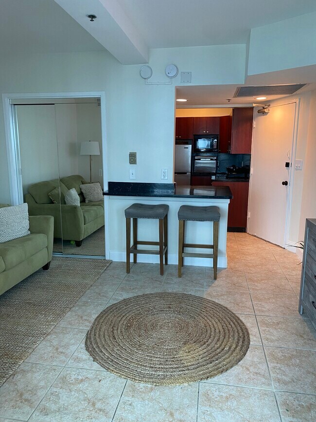Building Photo - 5445 Collins Ave