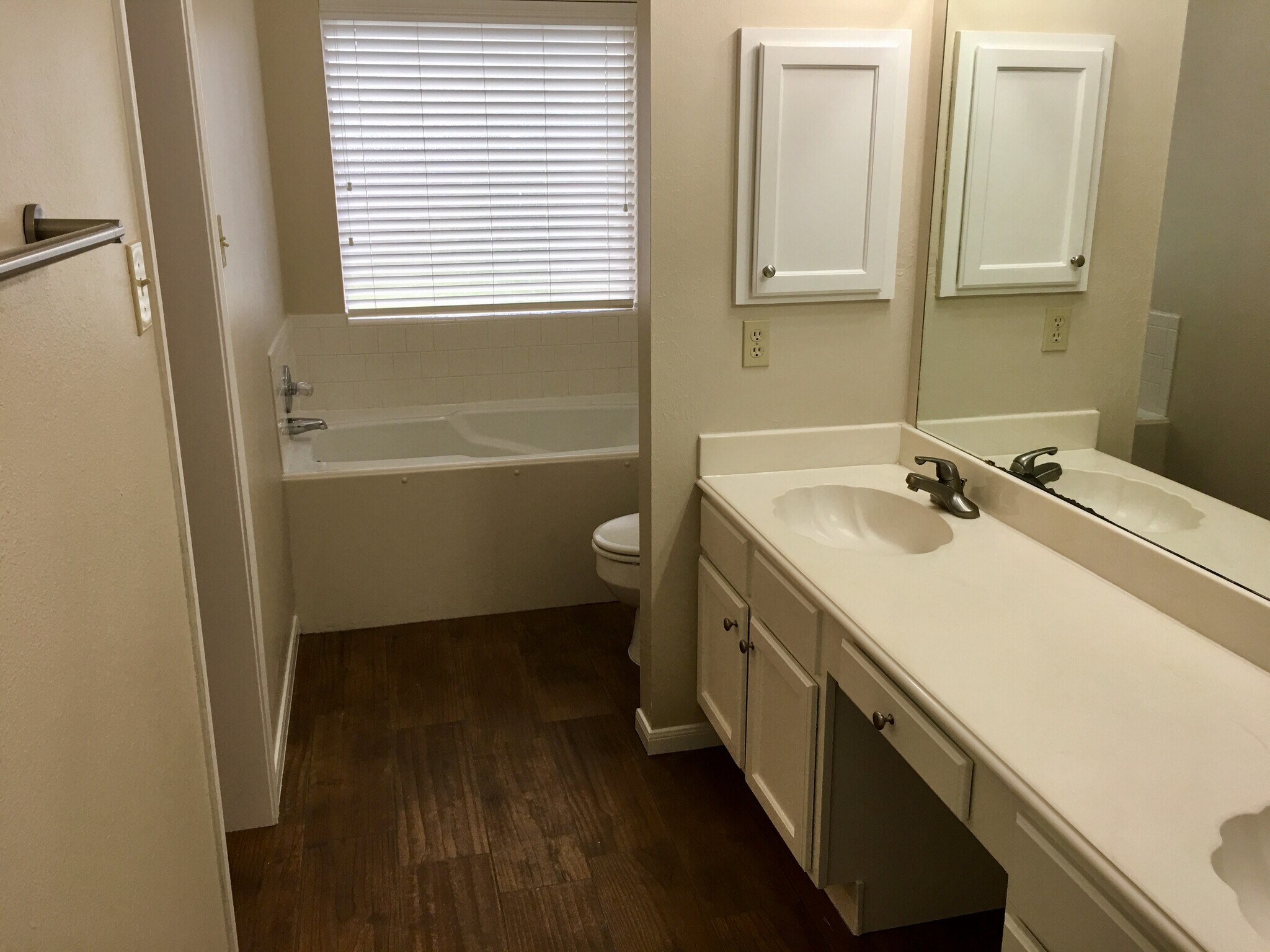 Building Photo - 14518 Cypress Green Dr