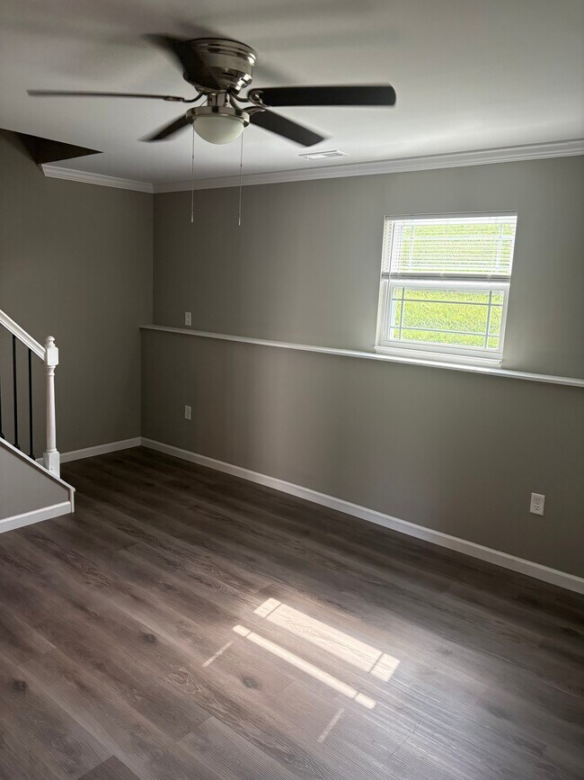 Building Photo - Richardson Rd Townhomes