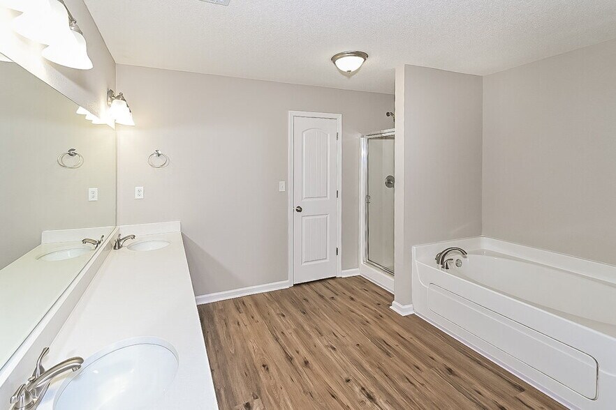 Building Photo - 4422 Oakden Ln.