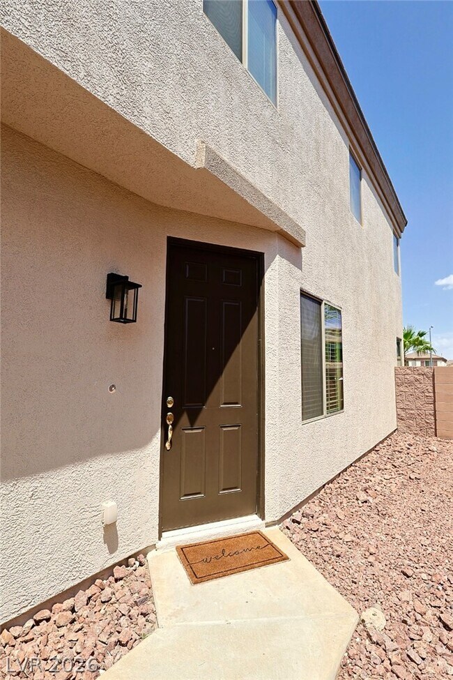 Building Photo - 340 Sweet Sugar Pine Dr
