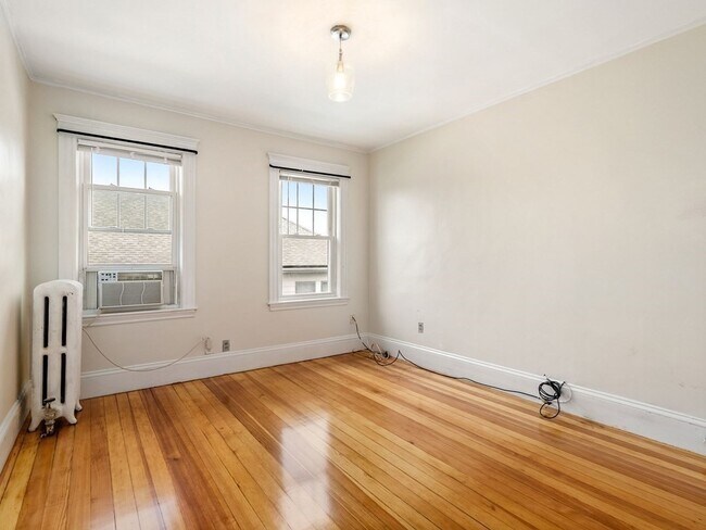 Building Photo - 225-227-227 Trapelo Rd